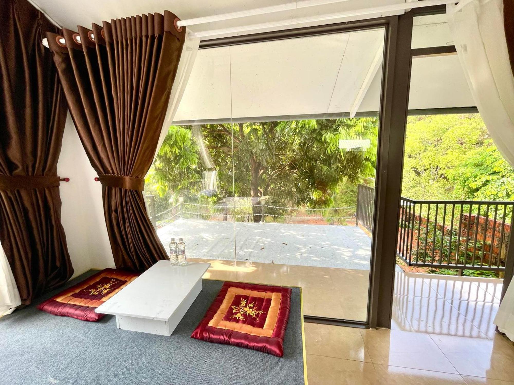 Lake View Homestay Pleiku Dış mekan fotoğraf